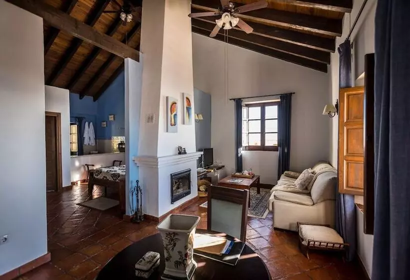 Hotel Fuente Del Sol