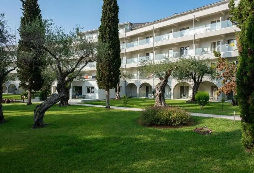 Hotel Delfinia