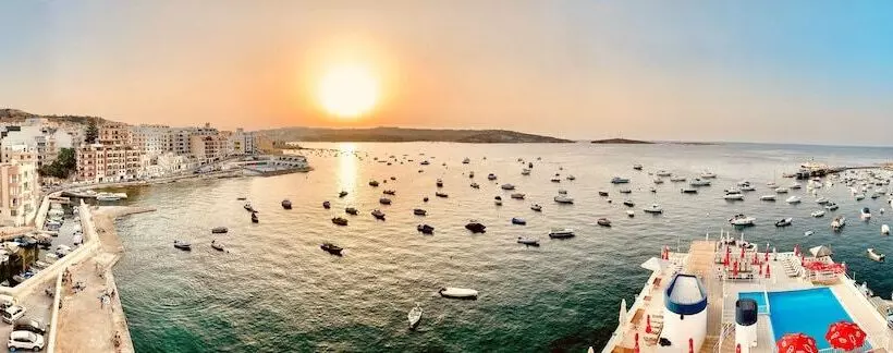 هتل Gillieru Harbour