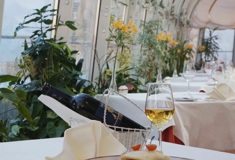 ホテル Golden Ring