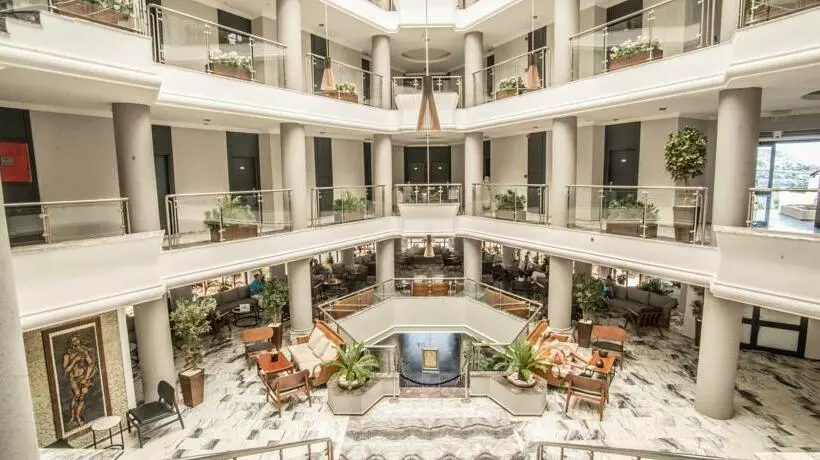 酒店 Green Beach Resort