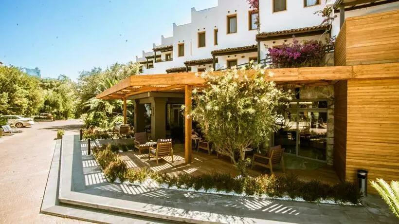 酒店 Green Beach Resort