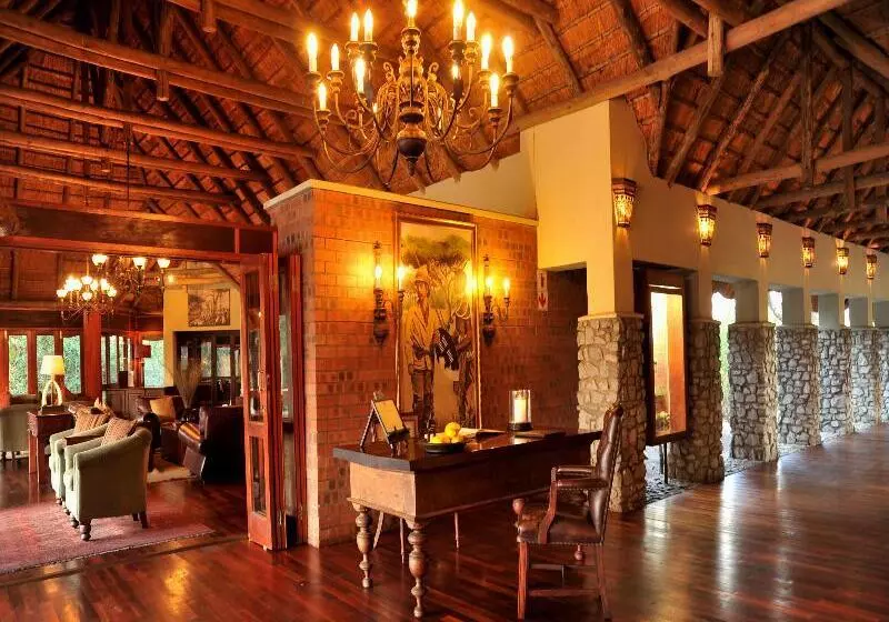 Hôtel Imbali Safari Lodge