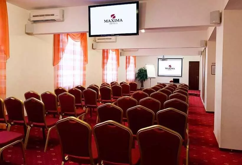 Hotelli Maxima Irbis