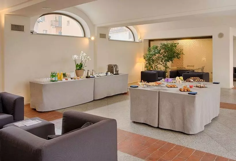 فندق NH Collection Torino Santo Stefano