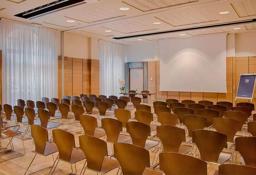 فندق NH Collection Torino Santo Stefano