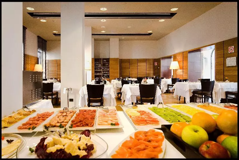 فندق NH Collection Torino Santo Stefano