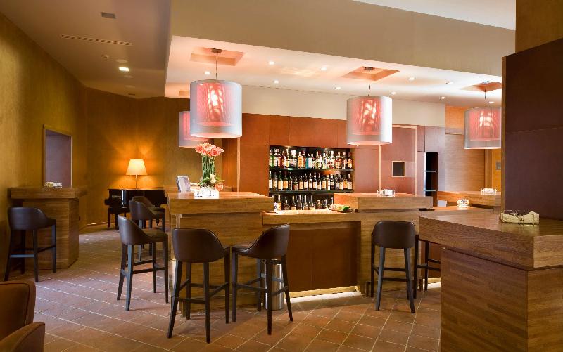 هتل NH Collection Torino Santo Stefano