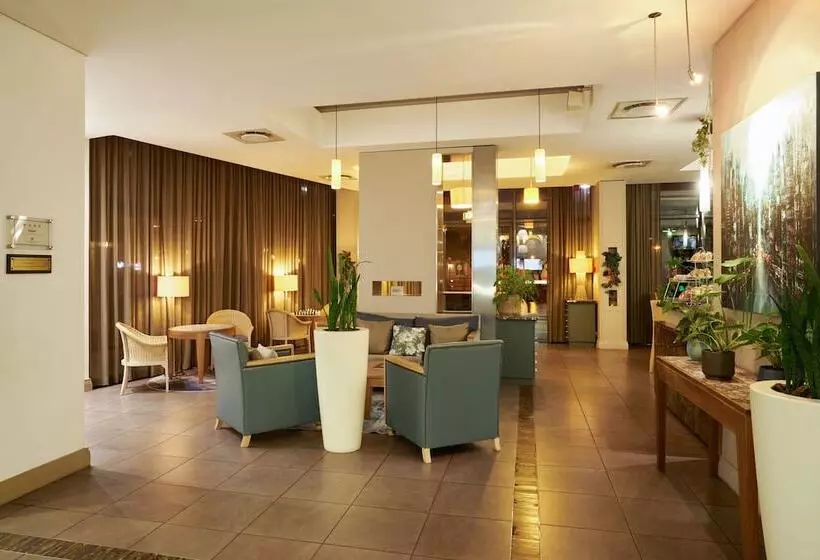 Protea Hotel By Marriott Cape Town North Wharf