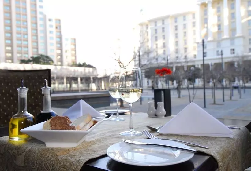 Protea Hotel By Marriott Cape Town North Wharf