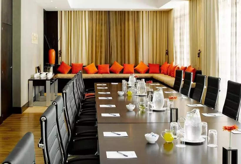 Protea Hotel By Marriott Cape Town North Wharf