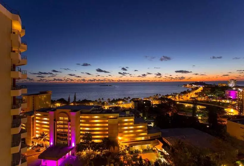Ramada Hotel & Suites By Wyndham Noumea