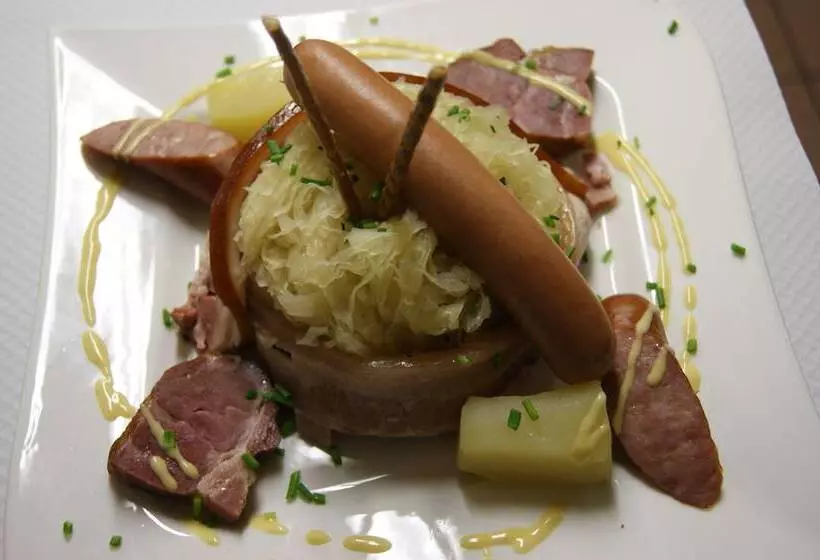 ホテル Restaurant Aux Deux Roses