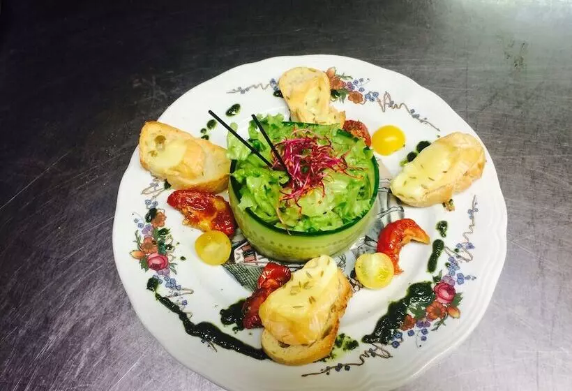 ホテル Restaurant Aux Deux Roses