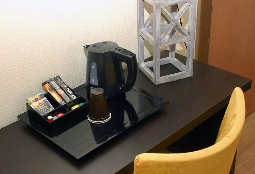 ホテル Restaurant Aux Deux Roses