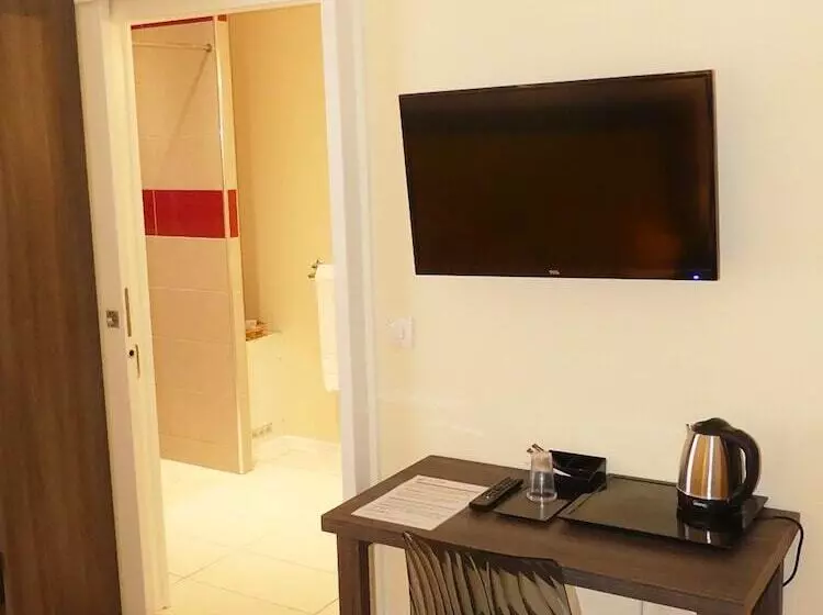 ホテル Restaurant Aux Deux Roses