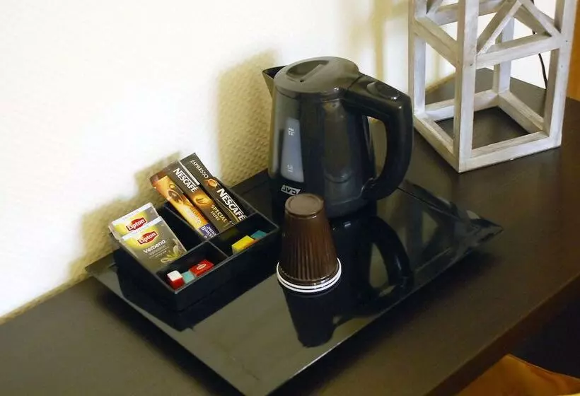 ホテル Restaurant Aux Deux Roses