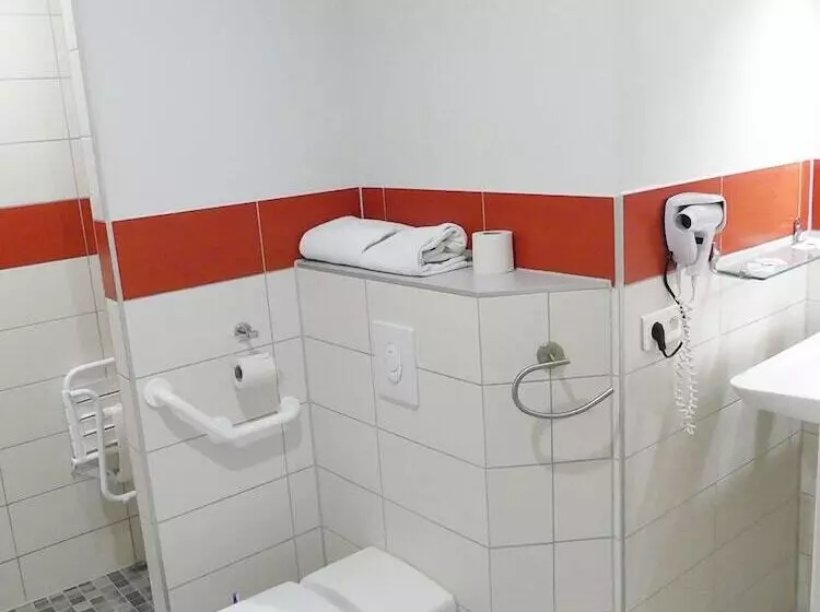 ホテル Restaurant Aux Deux Roses