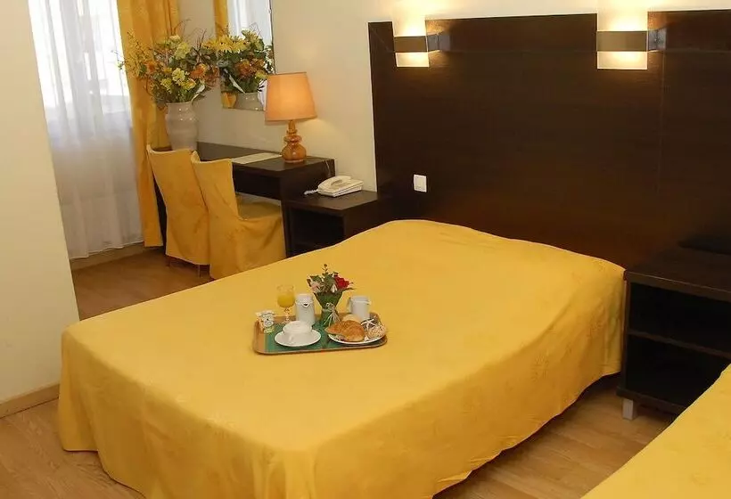 ホテル Restaurant Aux Deux Roses