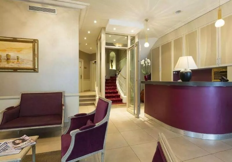 ホテル Viator   Gare De Lyon