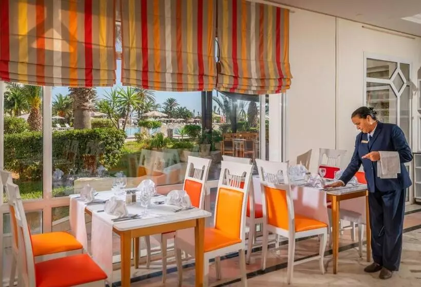 Отель Hôtel Sentido Marillia Resort & Spa