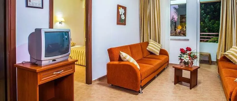 酒店 Eftalia Resort