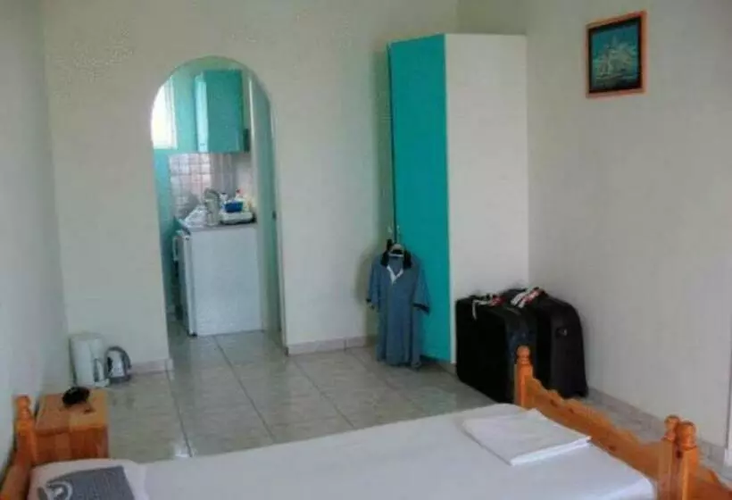 Vossos Hotel Apartments