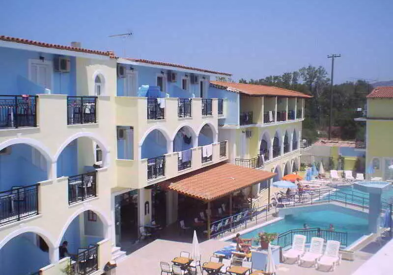 Vossos Hotel Apartments