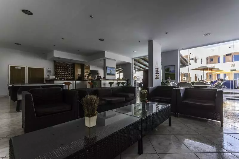 Vossos Hotel Apartments