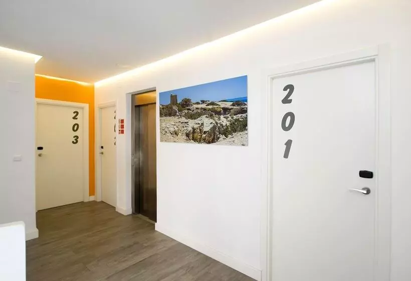 Apartamentos Tramuntana