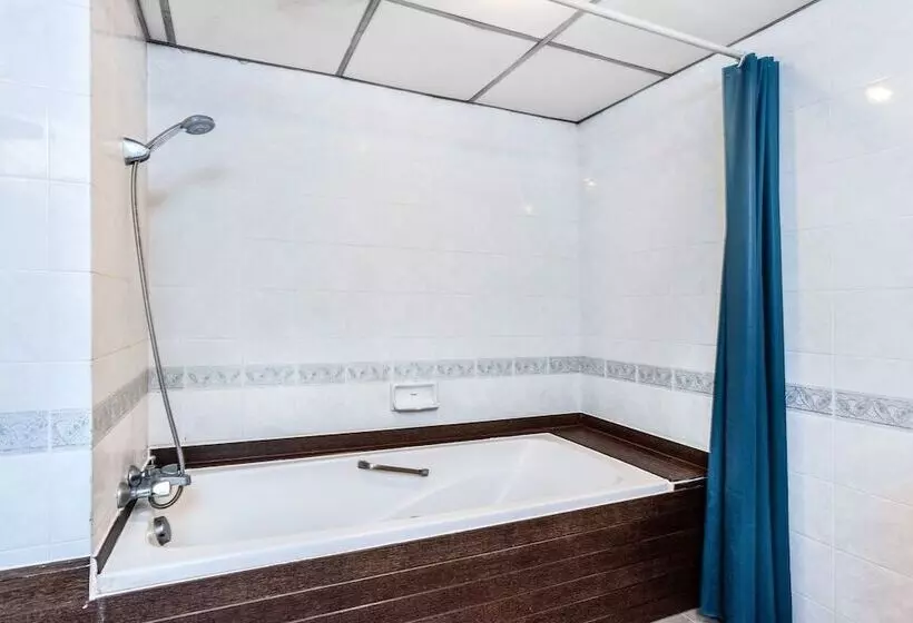 Отель Ayothaya Riverside