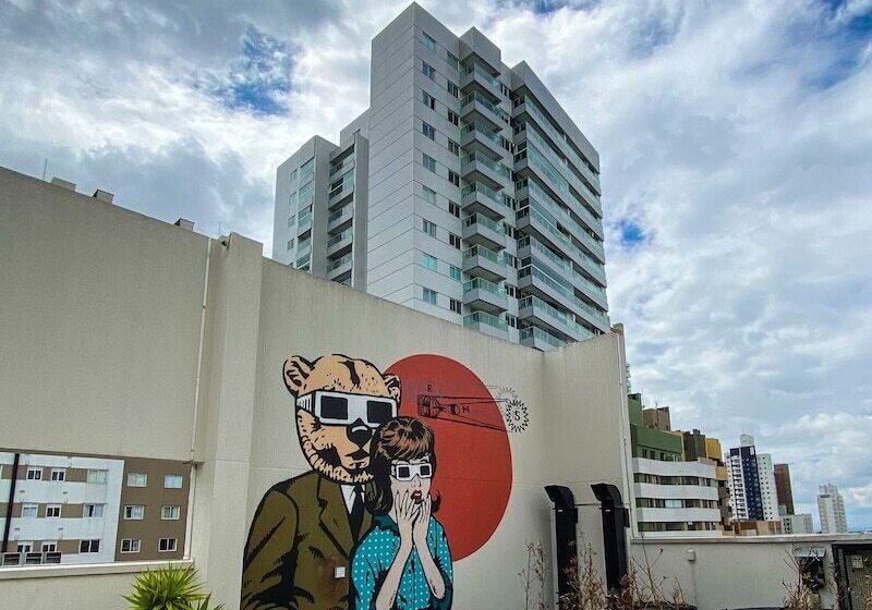 فندق Euro Suite Curitiba Batel