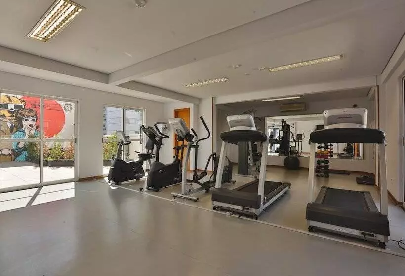 酒店 Euro Suite Curitiba Batel