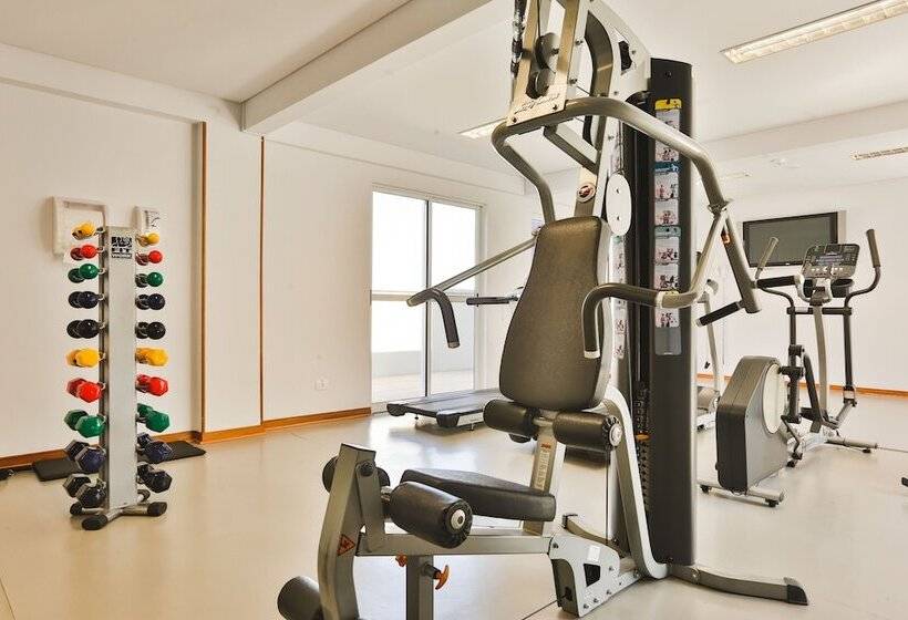 فندق Euro Suite Curitiba Batel