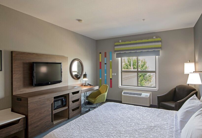 هتل Hampton Inn By Hilton Kamloops