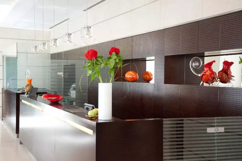 ホテル The Levante Parliament A Design