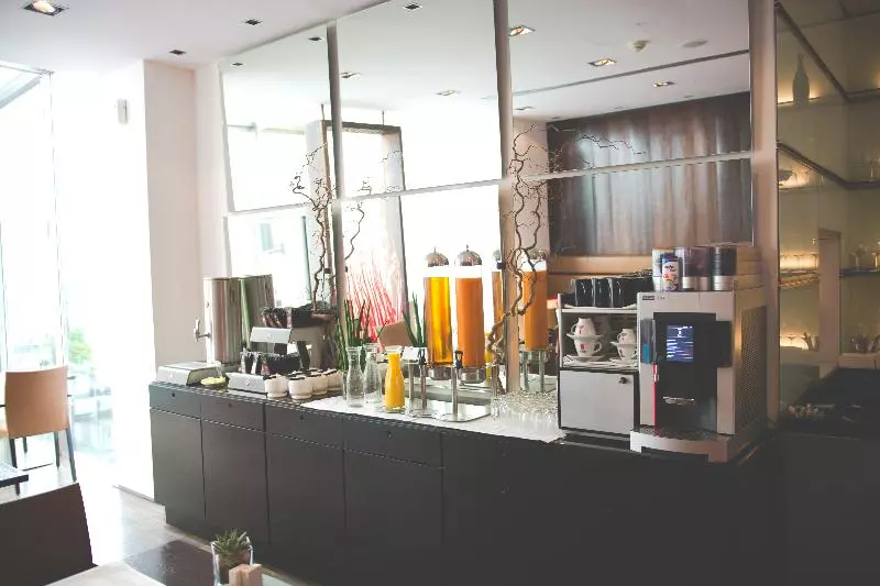 ホテル The Levante Parliament A Design