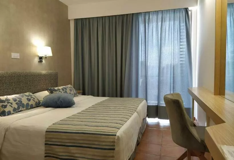 Hotell Apollon