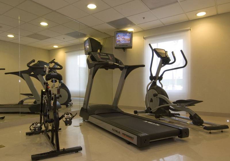 هتل City Express By Marriott Cancun