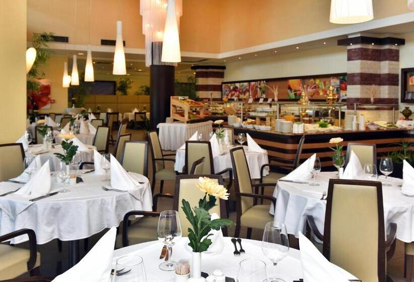 Flamingo Grand Hotel & Spa