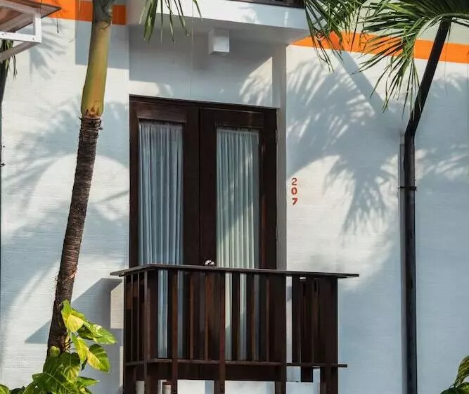 Harris Hotel Kuta Tuban Bali