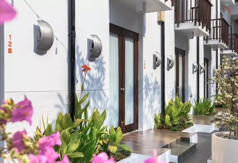 Harris Hotel Kuta Tuban Bali