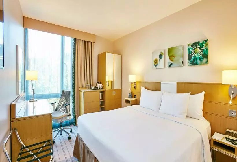 هتل Hilton Garden Inn Birmingham Brindleyplace