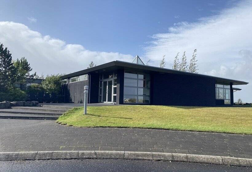 The Hill Hotel At Flúðir