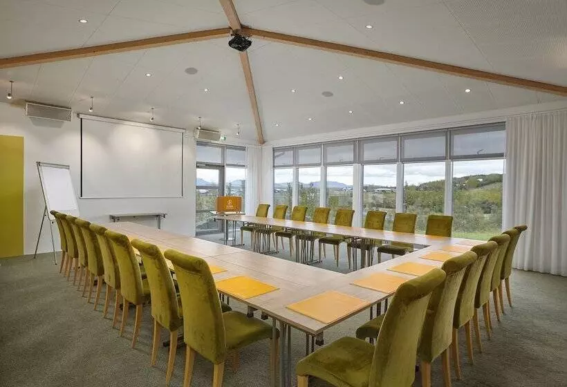 The Hill Hotel At Flúðir