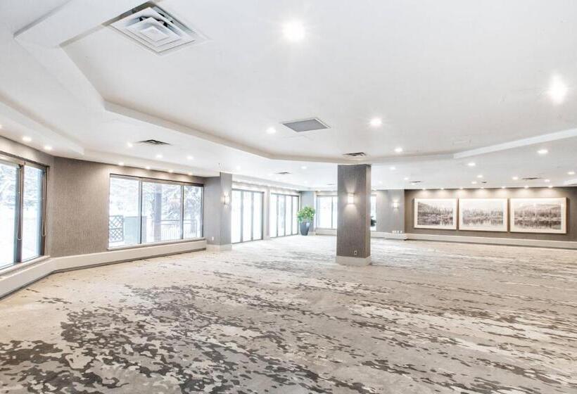 בית מלון כפרי Kananaskis Mountain Lodge, Autograph Collection