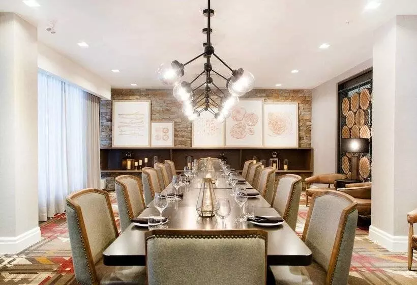 호텔 Kananaskis Mountain Lodge, Autograph Collection