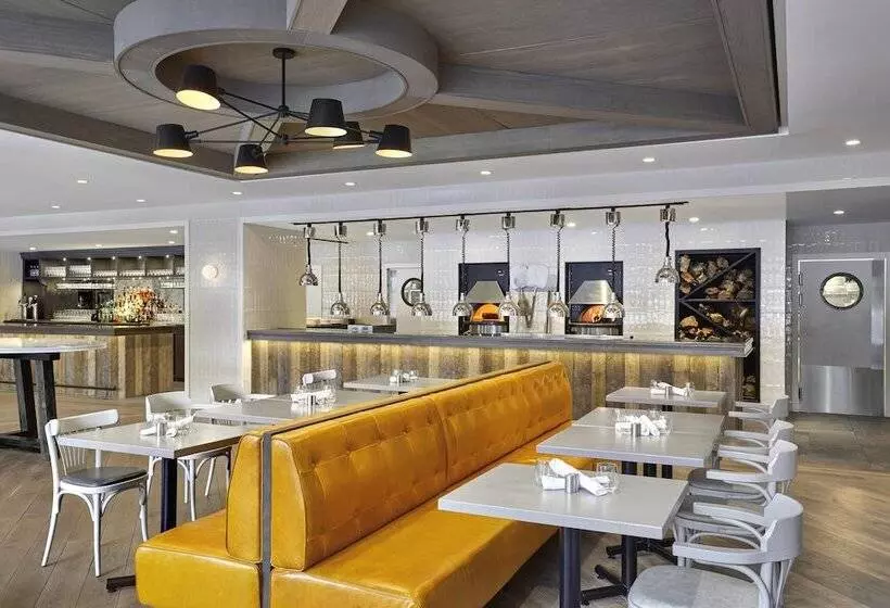 호텔 Kananaskis Mountain Lodge, Autograph Collection