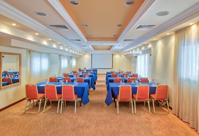 Lordos Beach Hotel & Spa