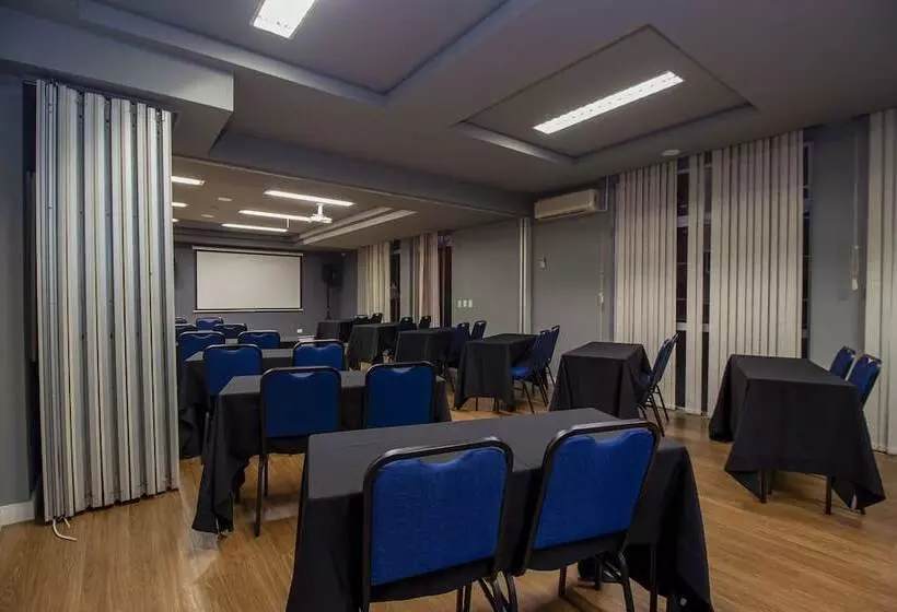 酒店 Cassino Tower Curitiba Aeroporto By Nacional Inn